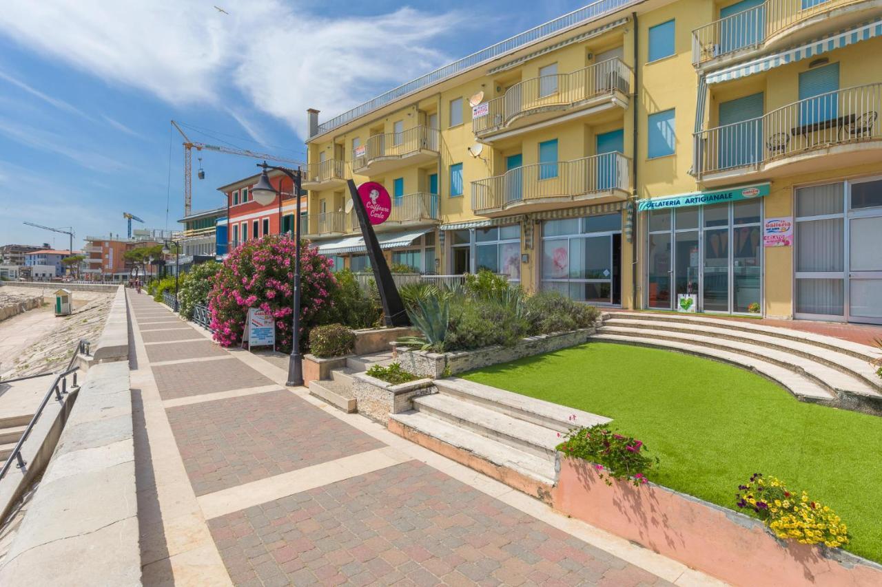 Apartments Gasser - Apartment 1 Caorle Exterior photo